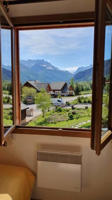 Chalet T3 Duplex Neuf Névache Eksteriør billede